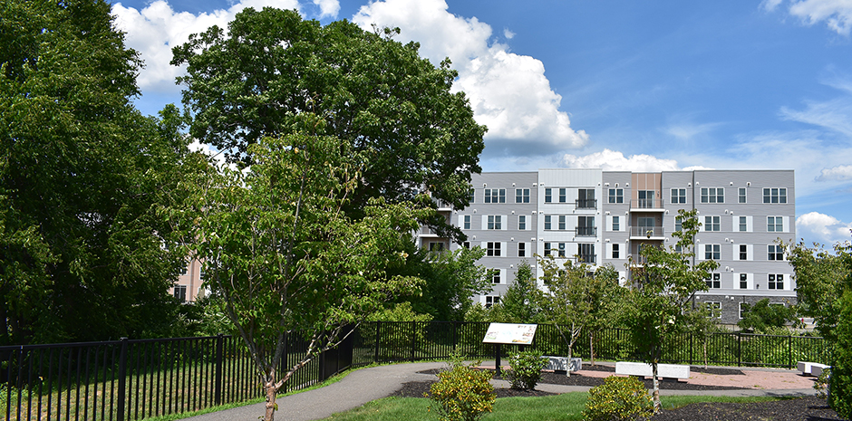 The Chandler Apartments - Bedford, NH